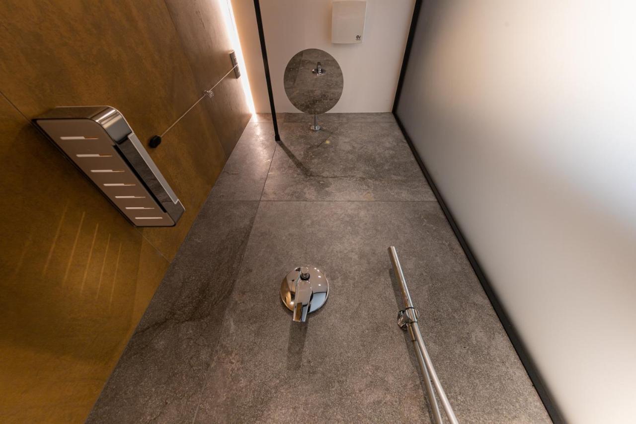 צ'פאלו Palazzo Raho Suites מראה חיצוני תמונה