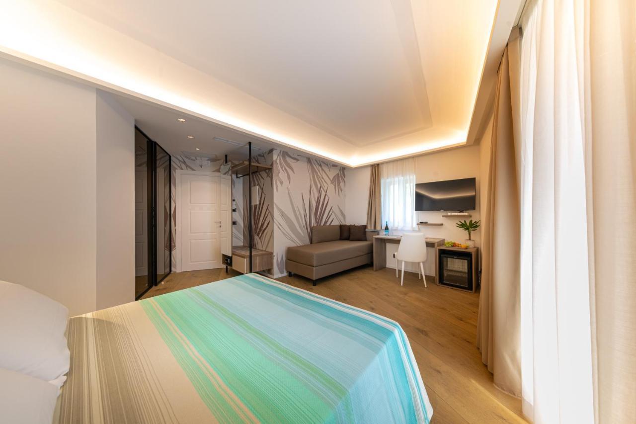 צ'פאלו Palazzo Raho Suites מראה חיצוני תמונה