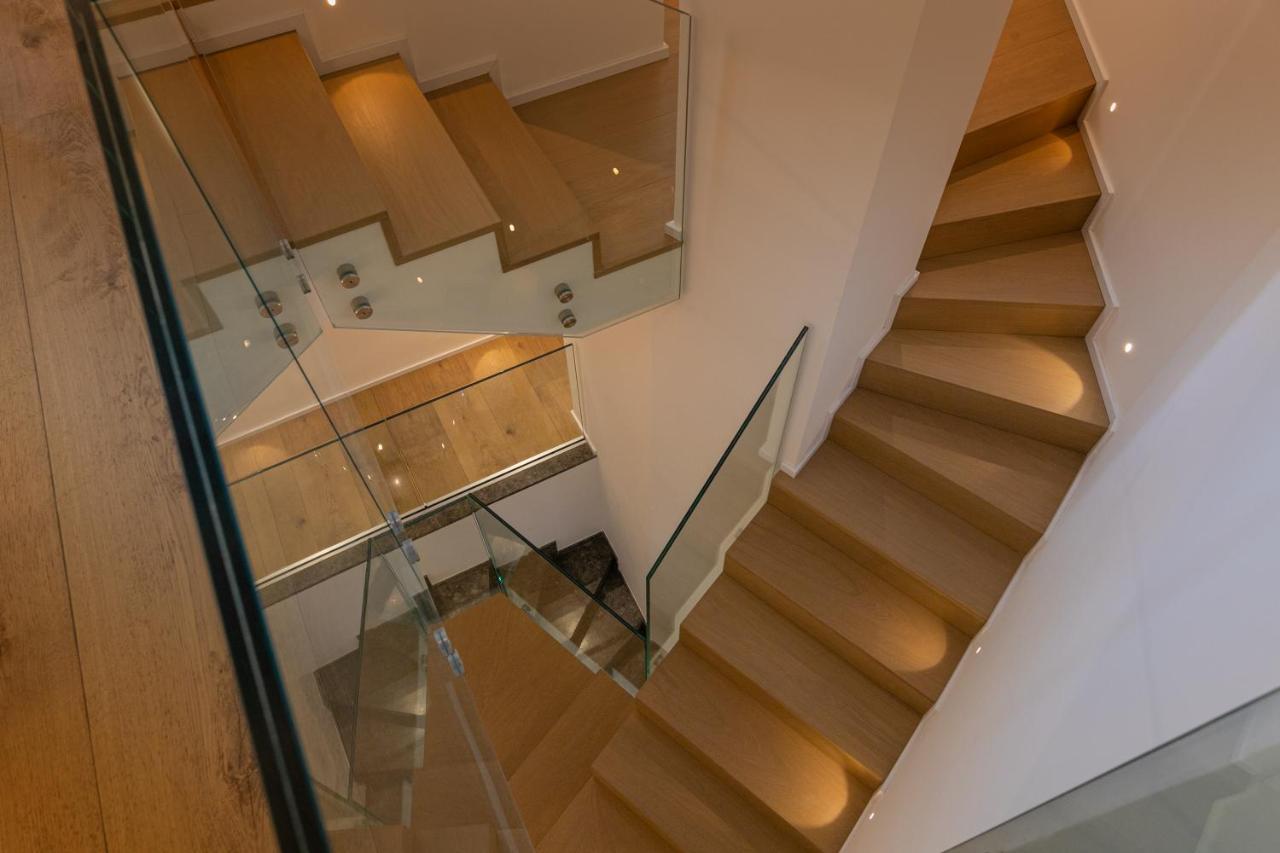 צ'פאלו Palazzo Raho Suites מראה חיצוני תמונה