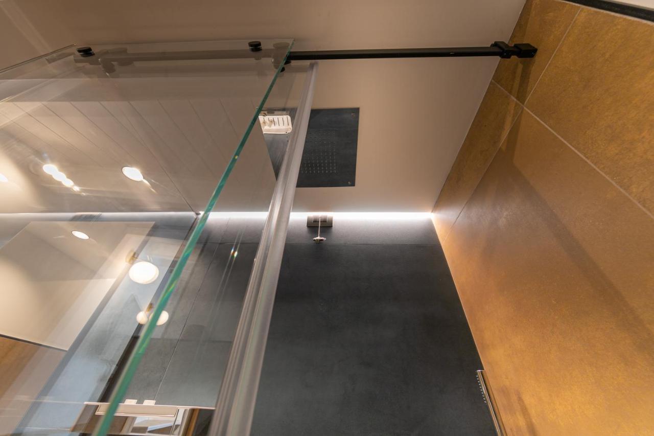 צ'פאלו Palazzo Raho Suites מראה חיצוני תמונה