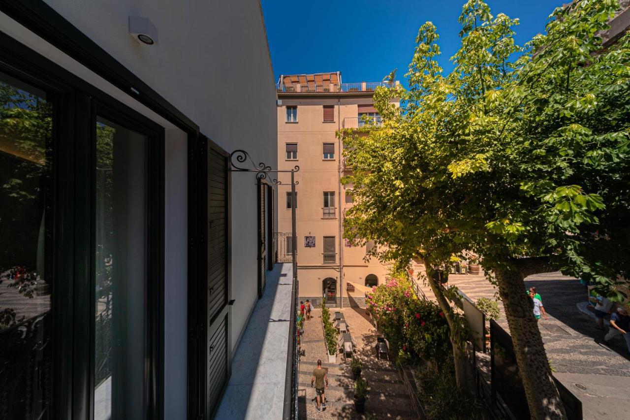 צ'פאלו Palazzo Raho Suites מראה חיצוני תמונה