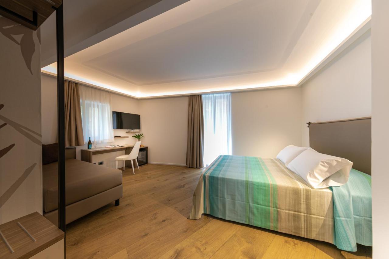 צ'פאלו Palazzo Raho Suites מראה חיצוני תמונה